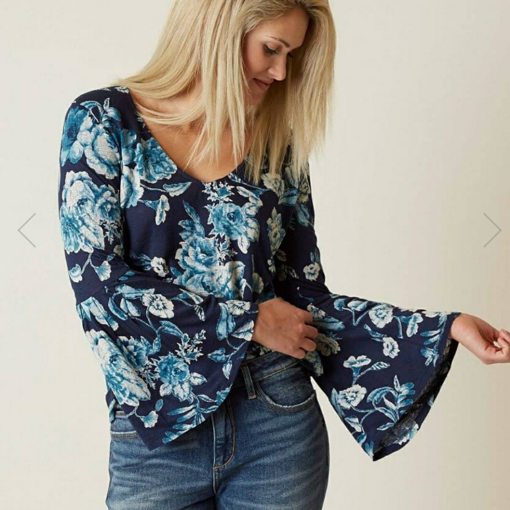 Lucky Brand long sleeve top
